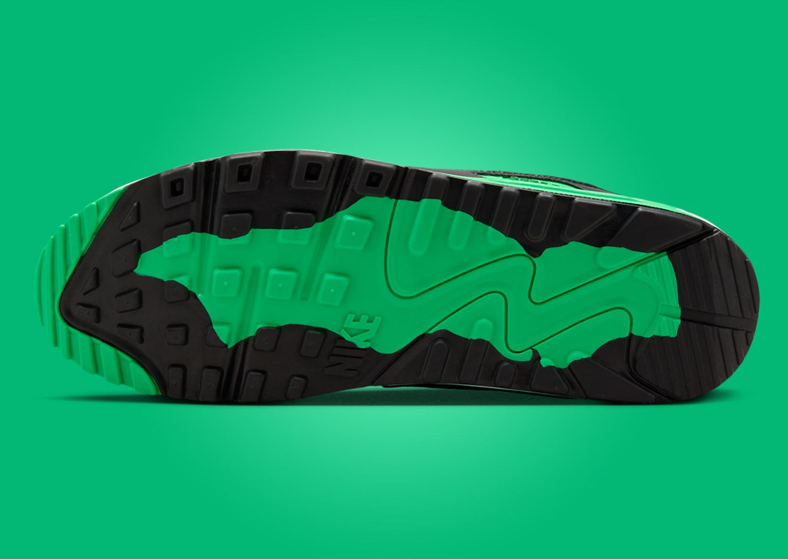 Nike Air Max 90 Gore-Tex Lucky Green Outsole