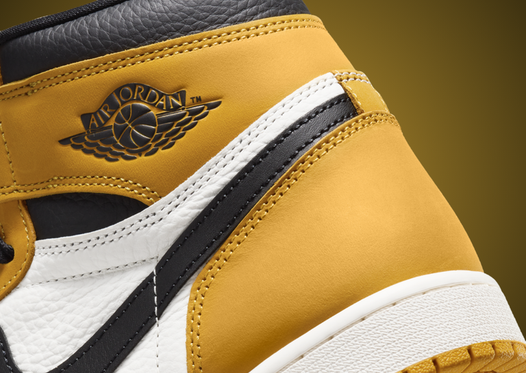 Air Jordan 1 Retro High OG Yellow Ochre Heel Detail