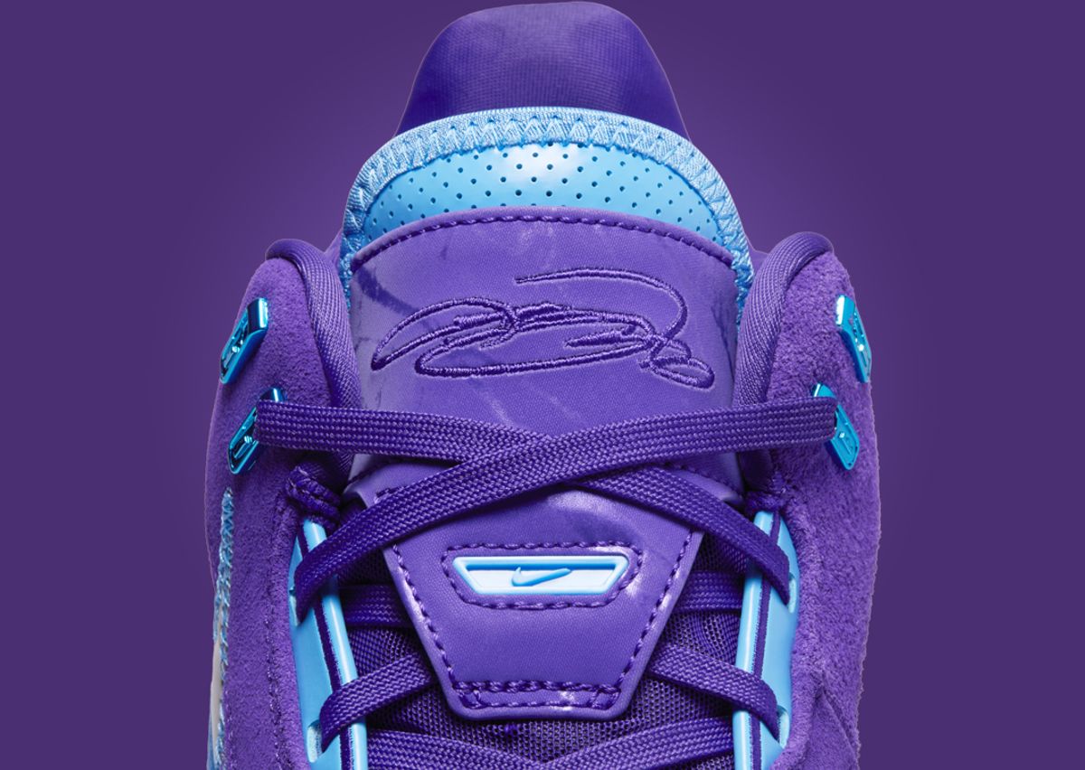 Nike LeBron NXXT Gen AMPD Field Purple Tongue Tag Detail