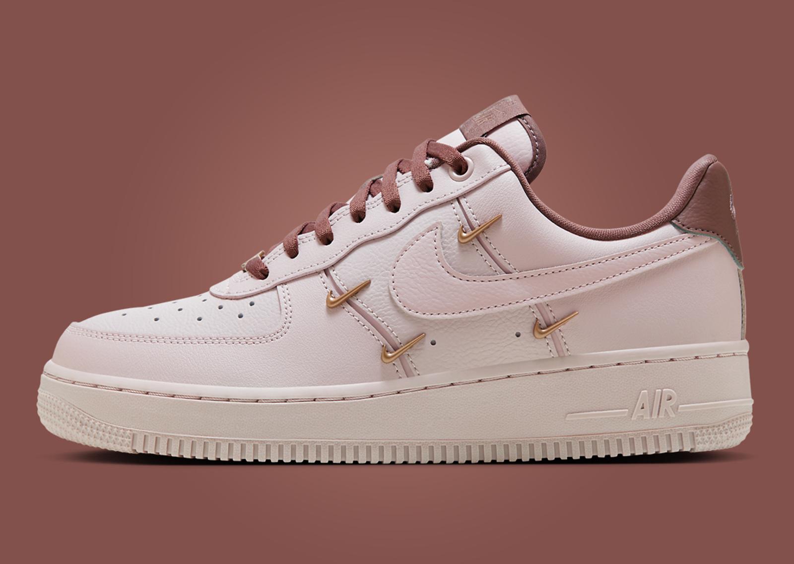 Nike Air Force 1 Low LX Pink Oxford (W) Lateral