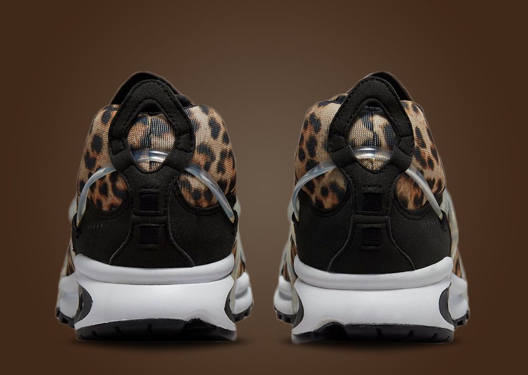 Leopard print hot sale nike shoes