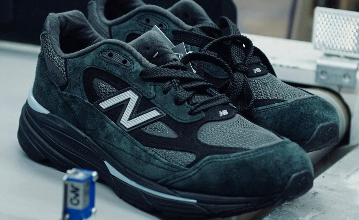 New Balance 990v7 Made in USA Black