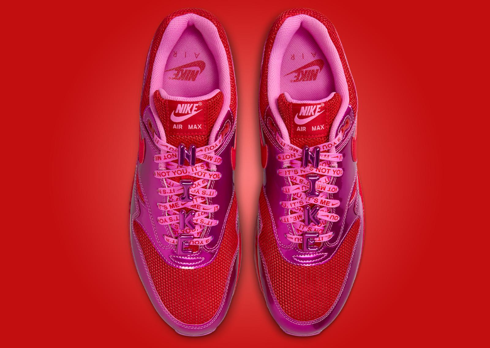 Nike Air Max 1 Valentine’s Day Playful Pink (2025) Top