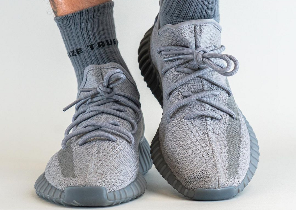 Yeezy 350 2025 clay on feet