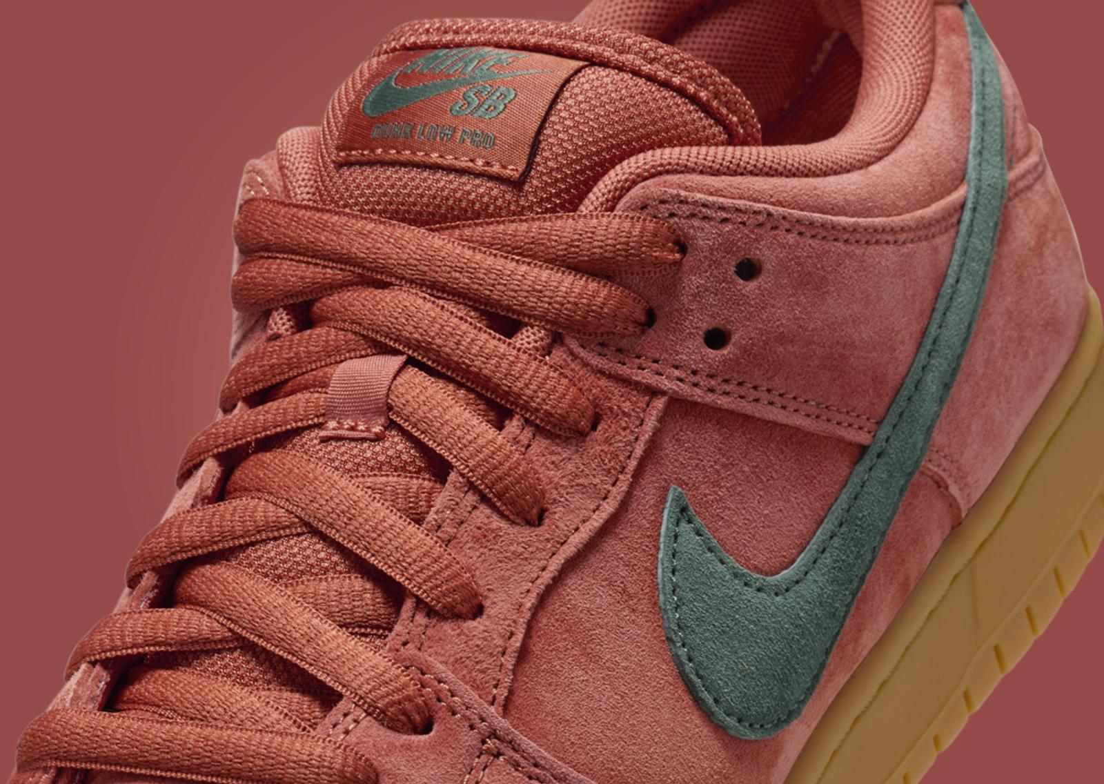 Nike SB Dunk Low Burnt Sunrise Tongue Detail