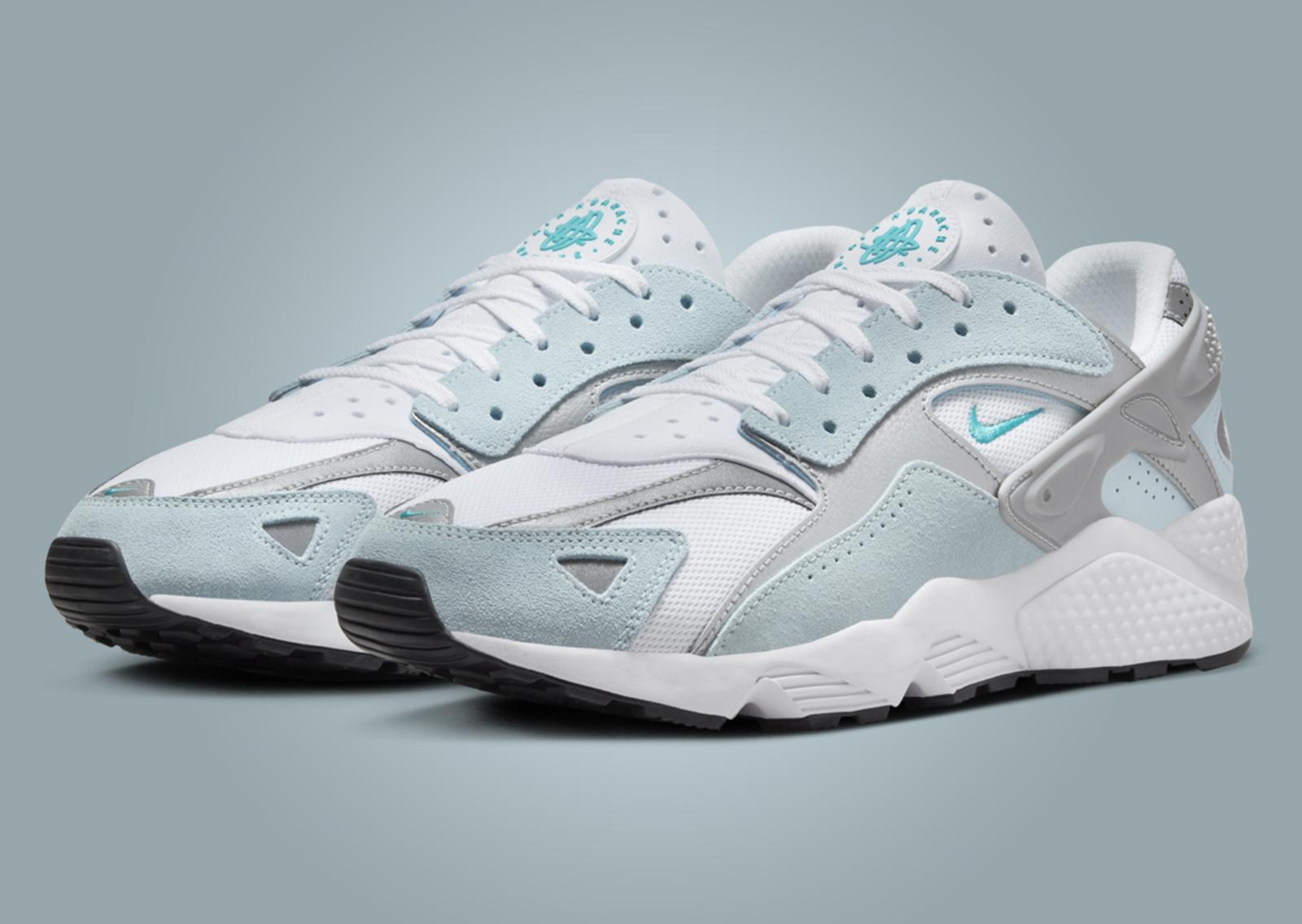 Nike Air Huarache Runner Dusty Cactus Angle