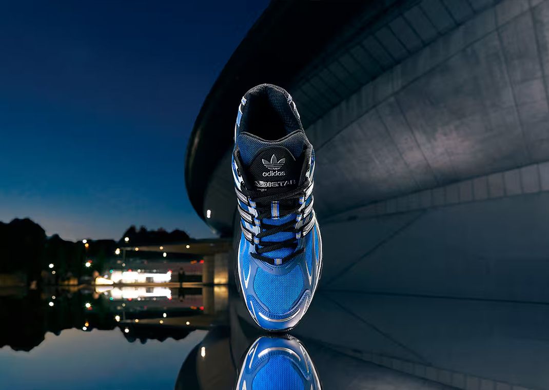 スニーカー adidas Adista cushion black blue adidas Originals Adistar Cushion Cblack Brblue Ftwwht ID5747