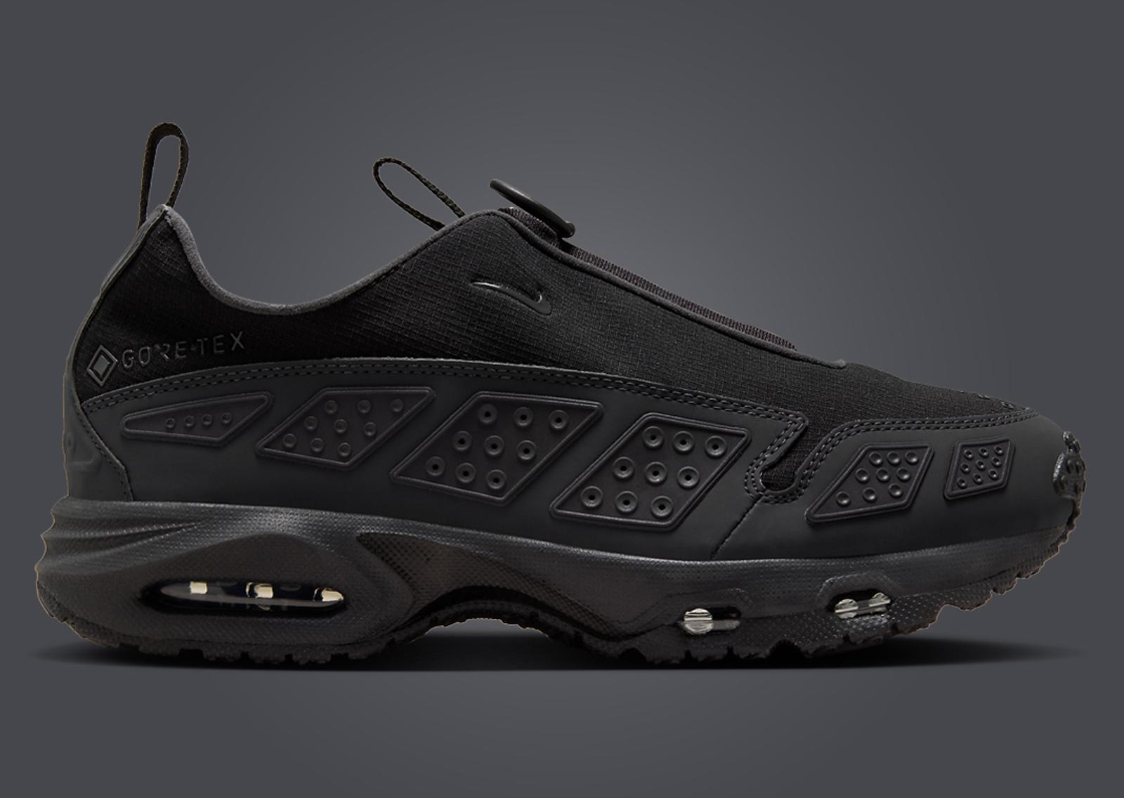 Nike Air Max Sunder Gore-Tex Black (W) Lateral