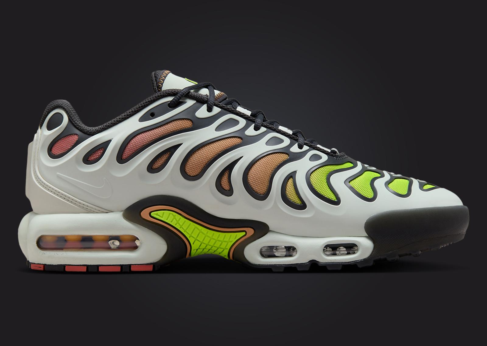 Nike Air Max Plus Volt Adobe Medial