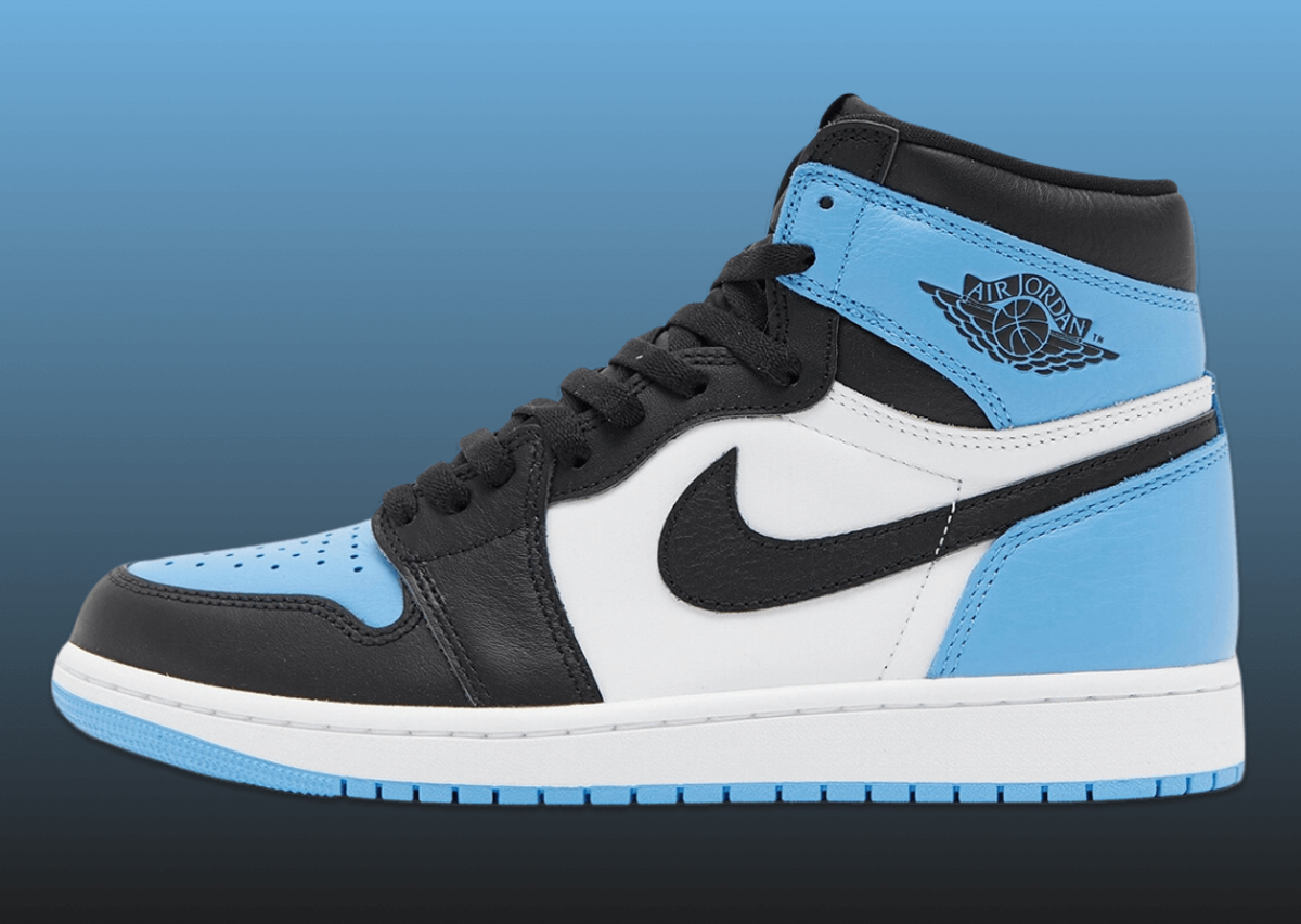 Detailed Look At The Air Jordan 1 High UNC Toe