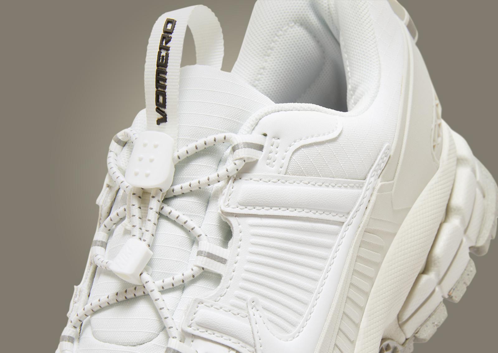 Nike Zoom Vomero 5 Roam Summit White Light Bone Detail