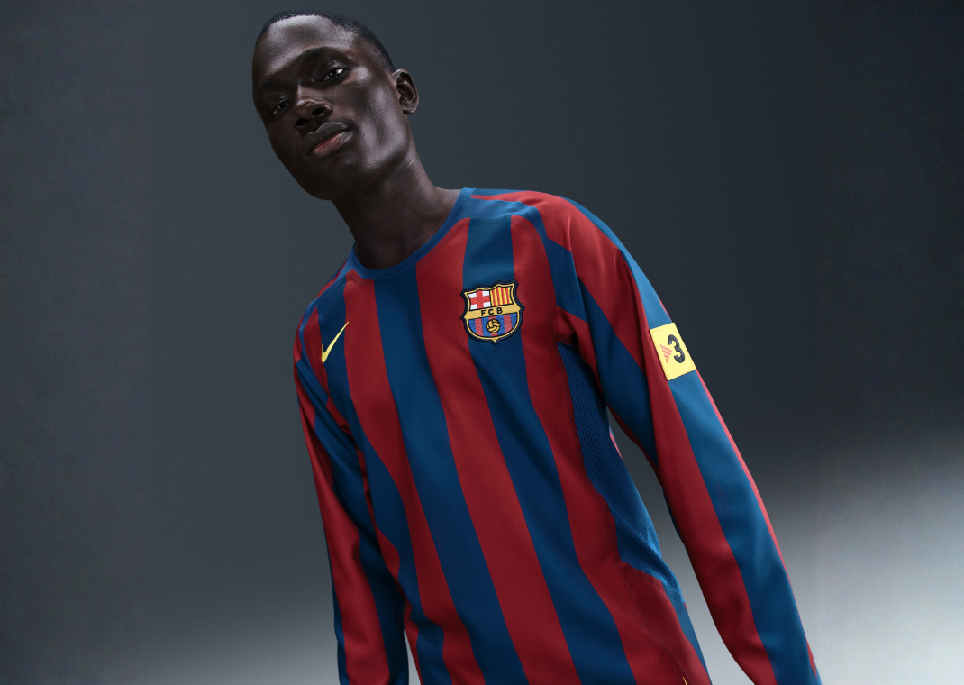 Nike Just Dropped Ronaldinho's 2005/06 FC Barcelona Throwback Jersey