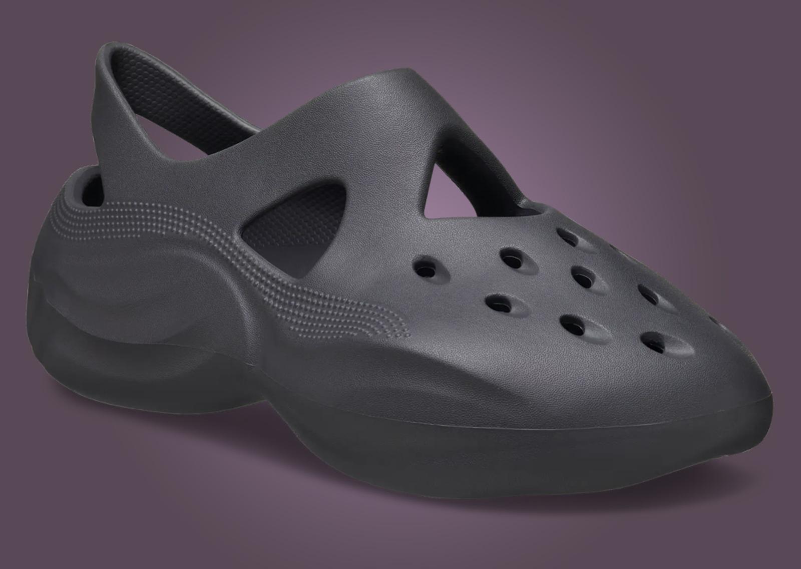 Dingyun Zhang x Crocs Diffuser Black Angle