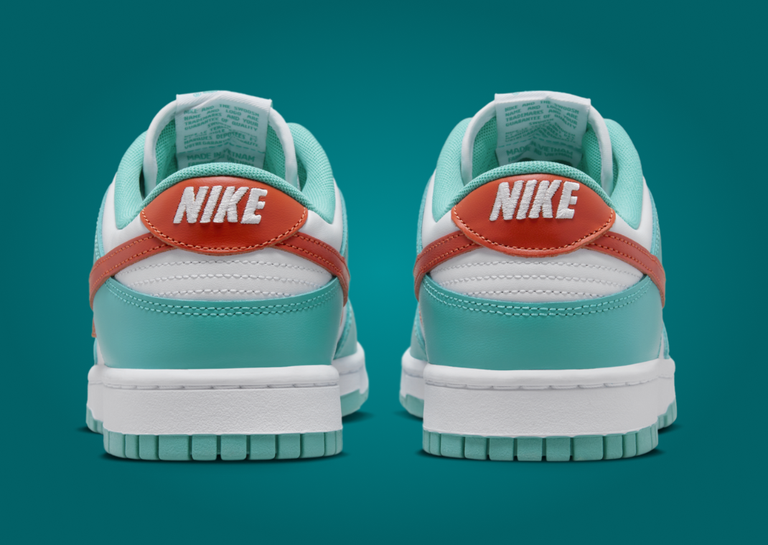 Nike Dunk Low Miami Dolphins Back