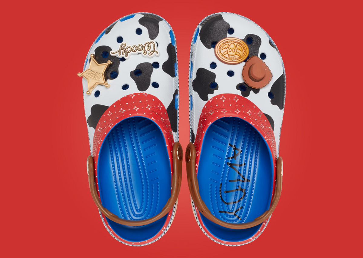 Toy story 2025 crocs adults