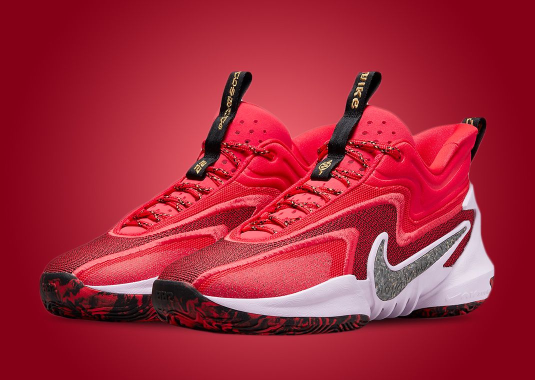 Nike hot sale tribute red