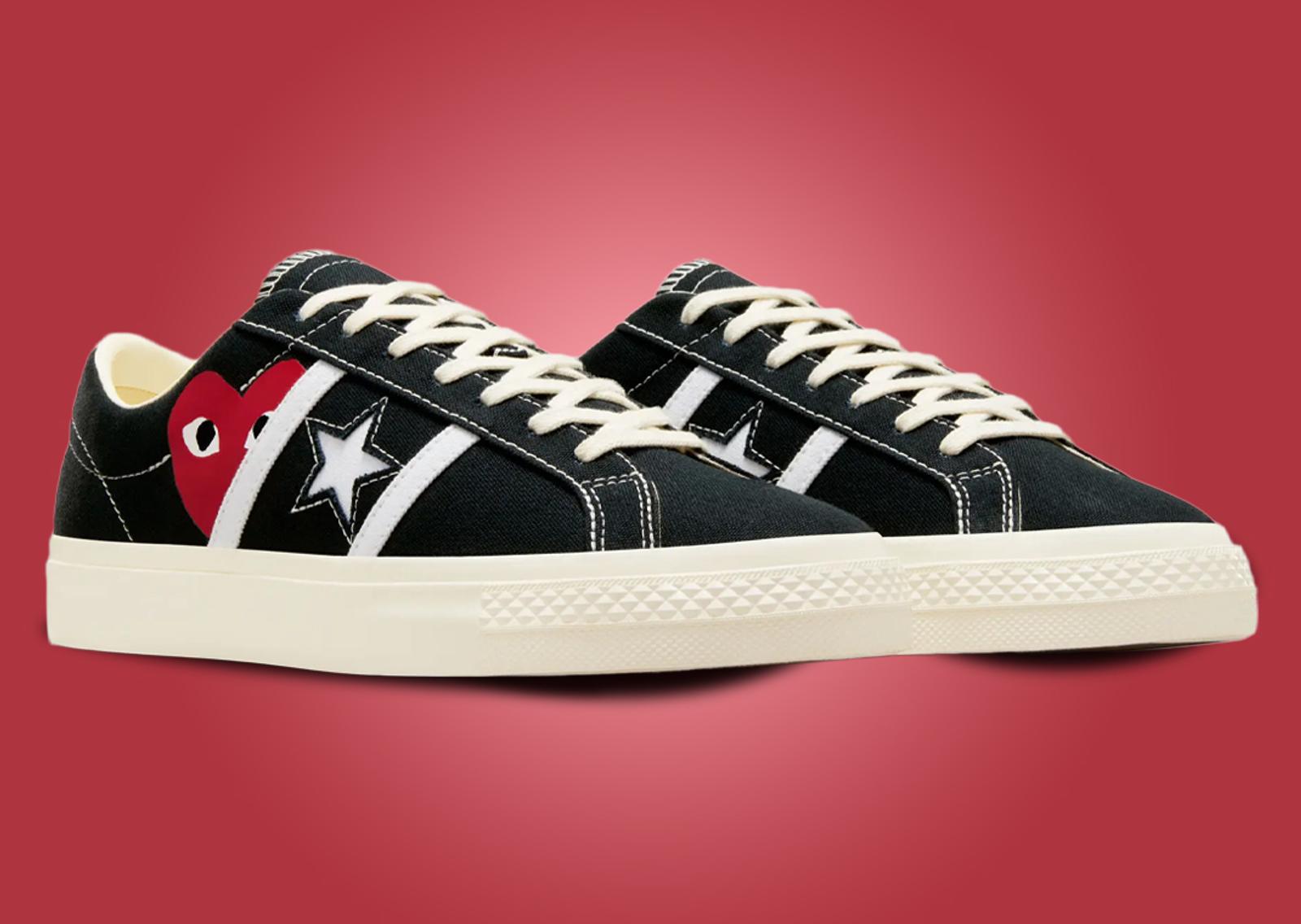 Comme des Garçons Play x Converse One Star Academy Pro Black Angle