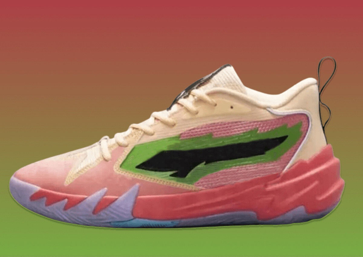 Things nba players 2025 write on their shoes