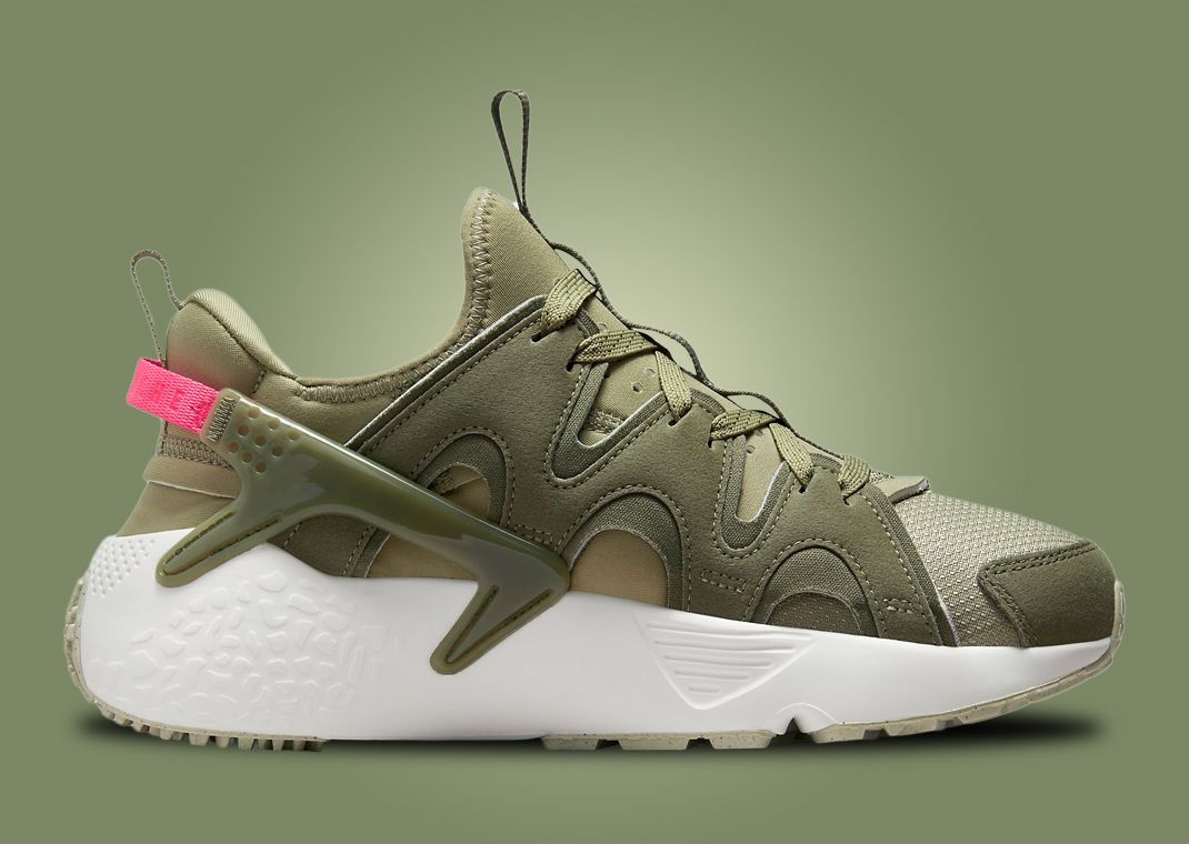 Nike huarache hotsell womens olive