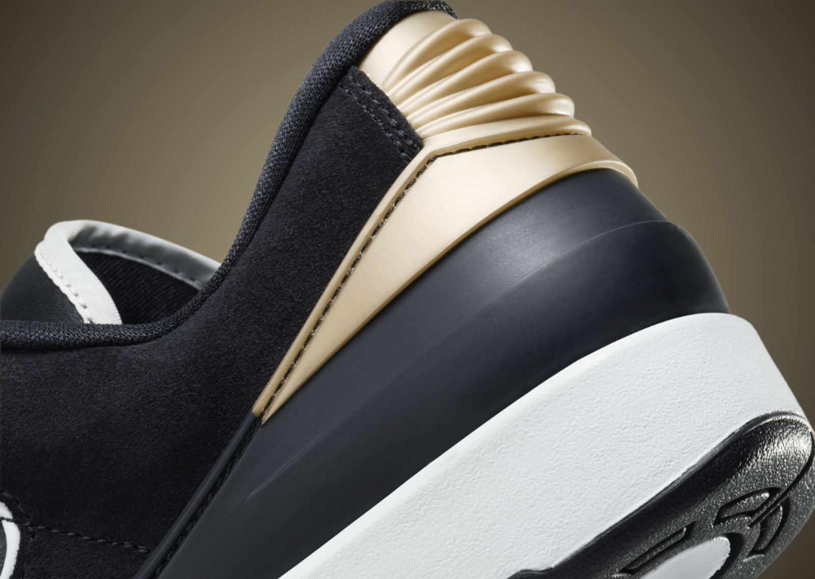 Air Jordan 2 Retro Low Black Metallic Gold (W) Heel Detail