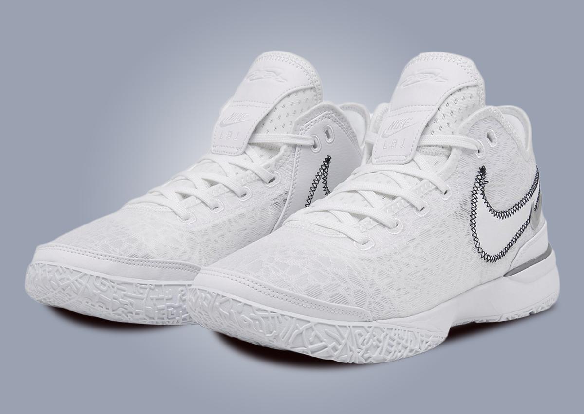 Nike LeBron NXXT Gen White Metallic Silver