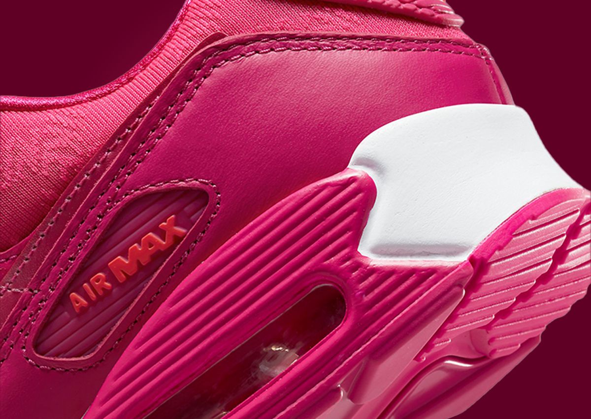 Valentineâs Day Makes It To This Nike Air Max 90