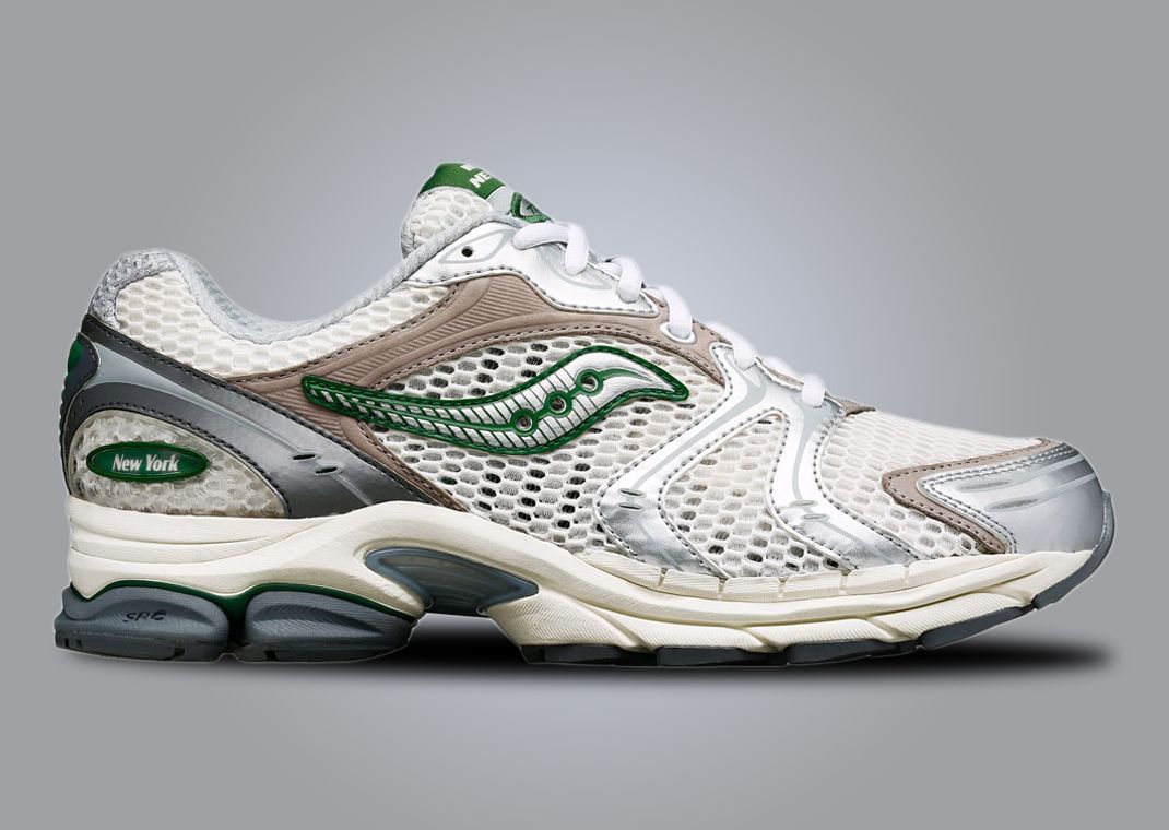 Saucony x Minted NY ☆ Progrid Triumph 4 ‘Cream × Green’ Size 8.5 - Saucony Minted New York x ProGrid Triumph 4 Cream