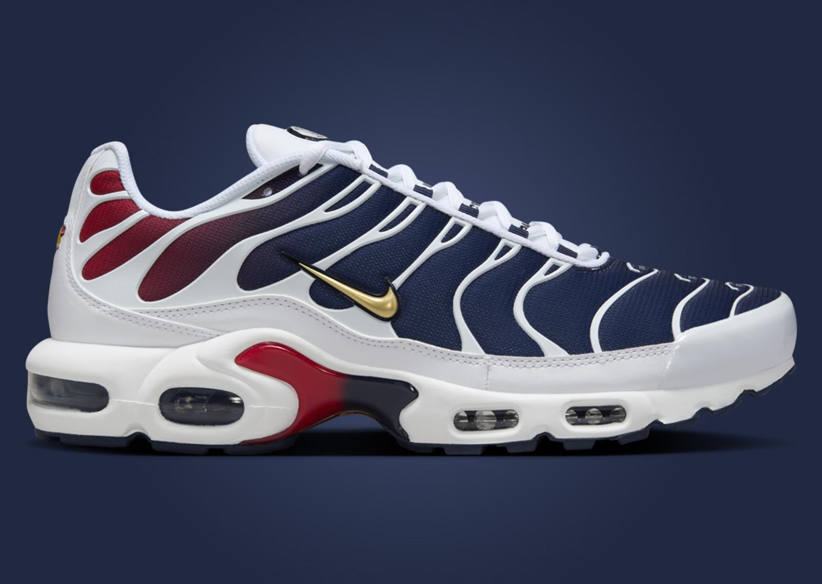 Paris Saint-Germain x Nike Air Max Plus Medial Left