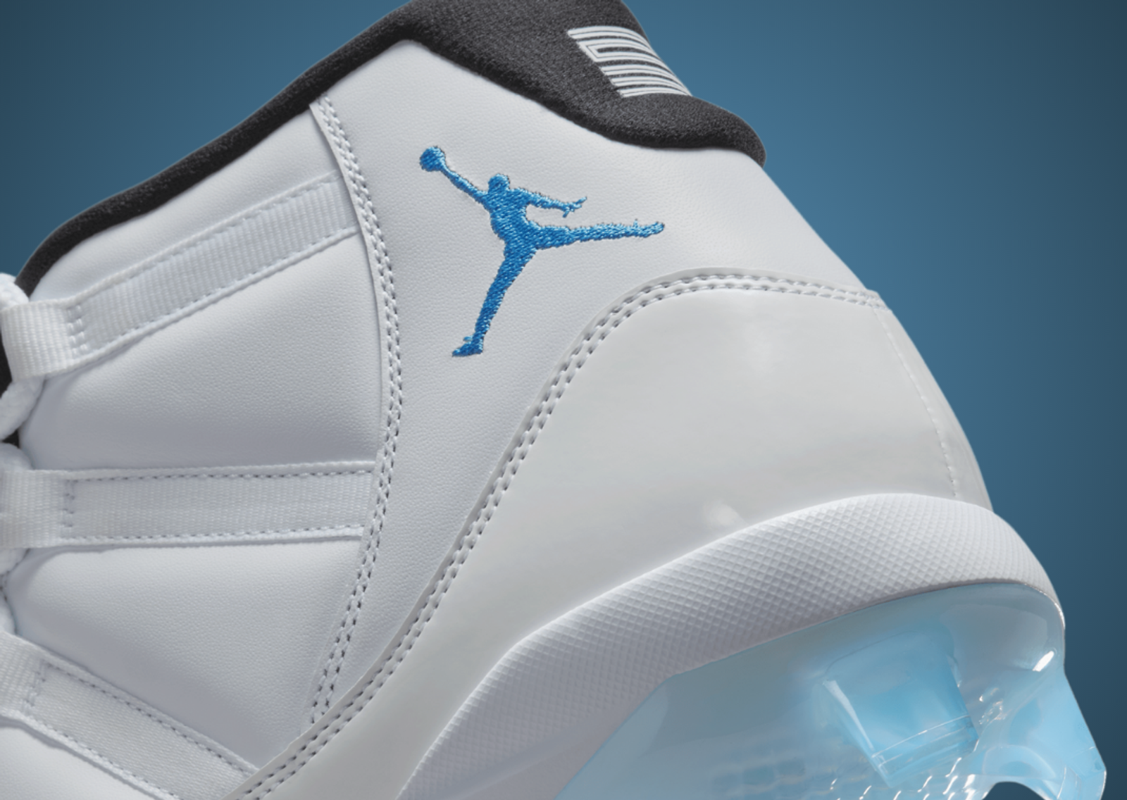 Air Jordan 11 Mid MCS Cleat Legend Blue Heel Detail