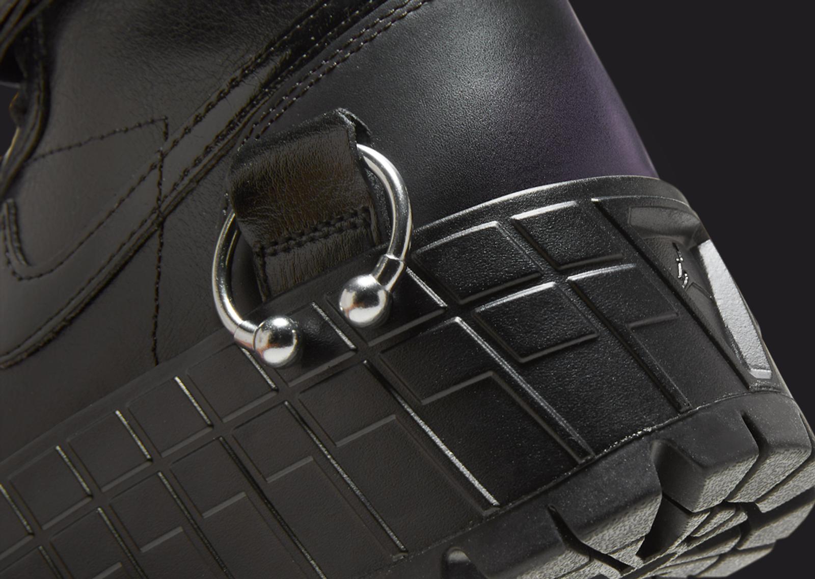 Air Jordan 1 Brooklyn Global Purple Heel Detail