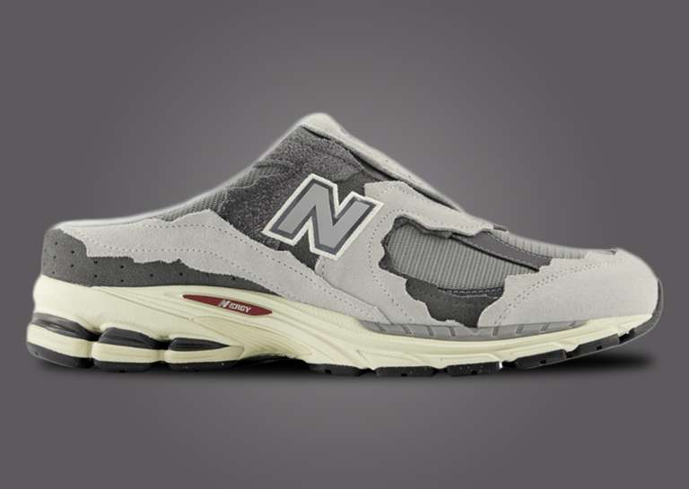 New Balance 2002R Mule Protection Pack Lateral