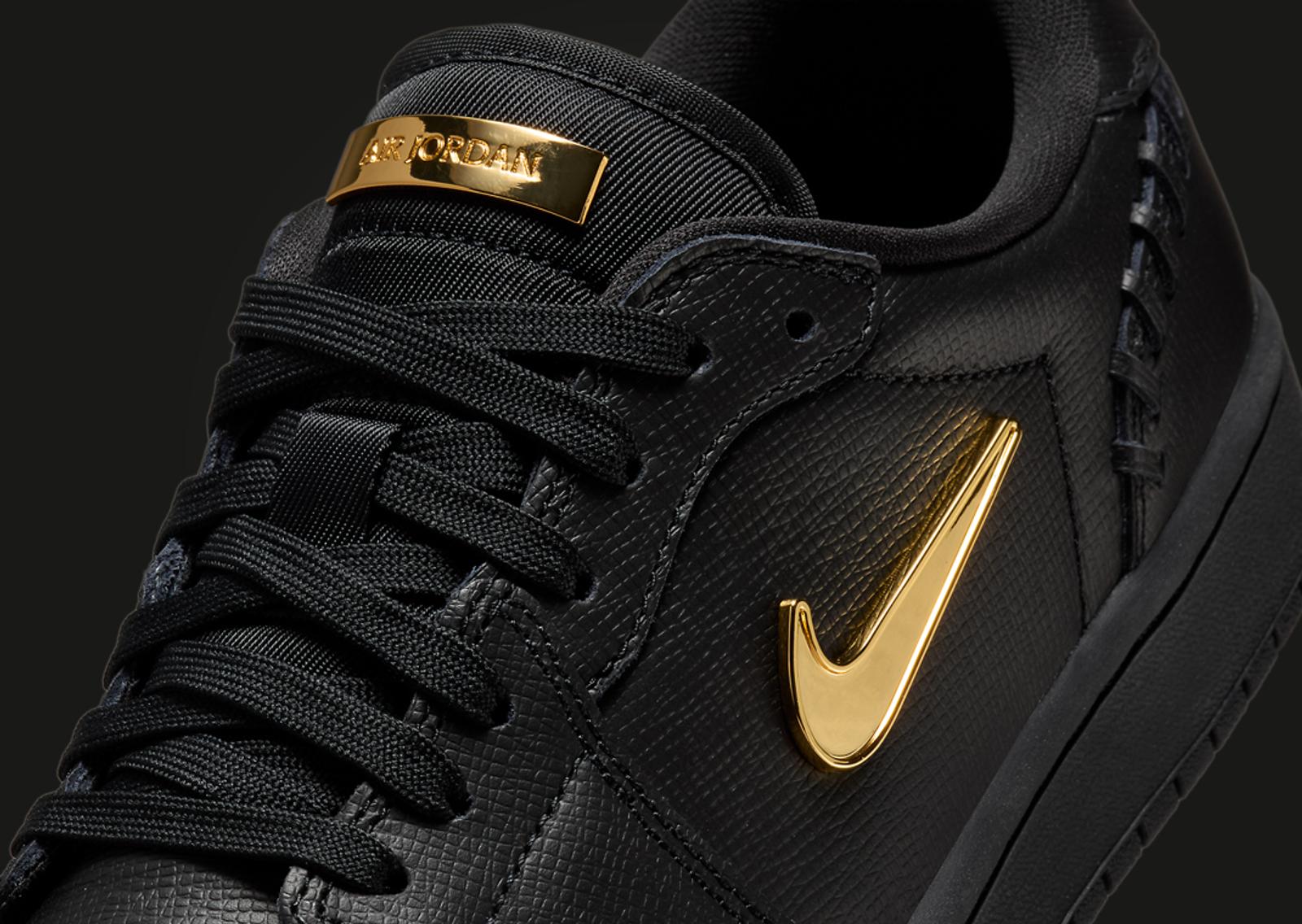 Air Jordan 1 MM Low Black Metallic Gold (W) Tongue Detail