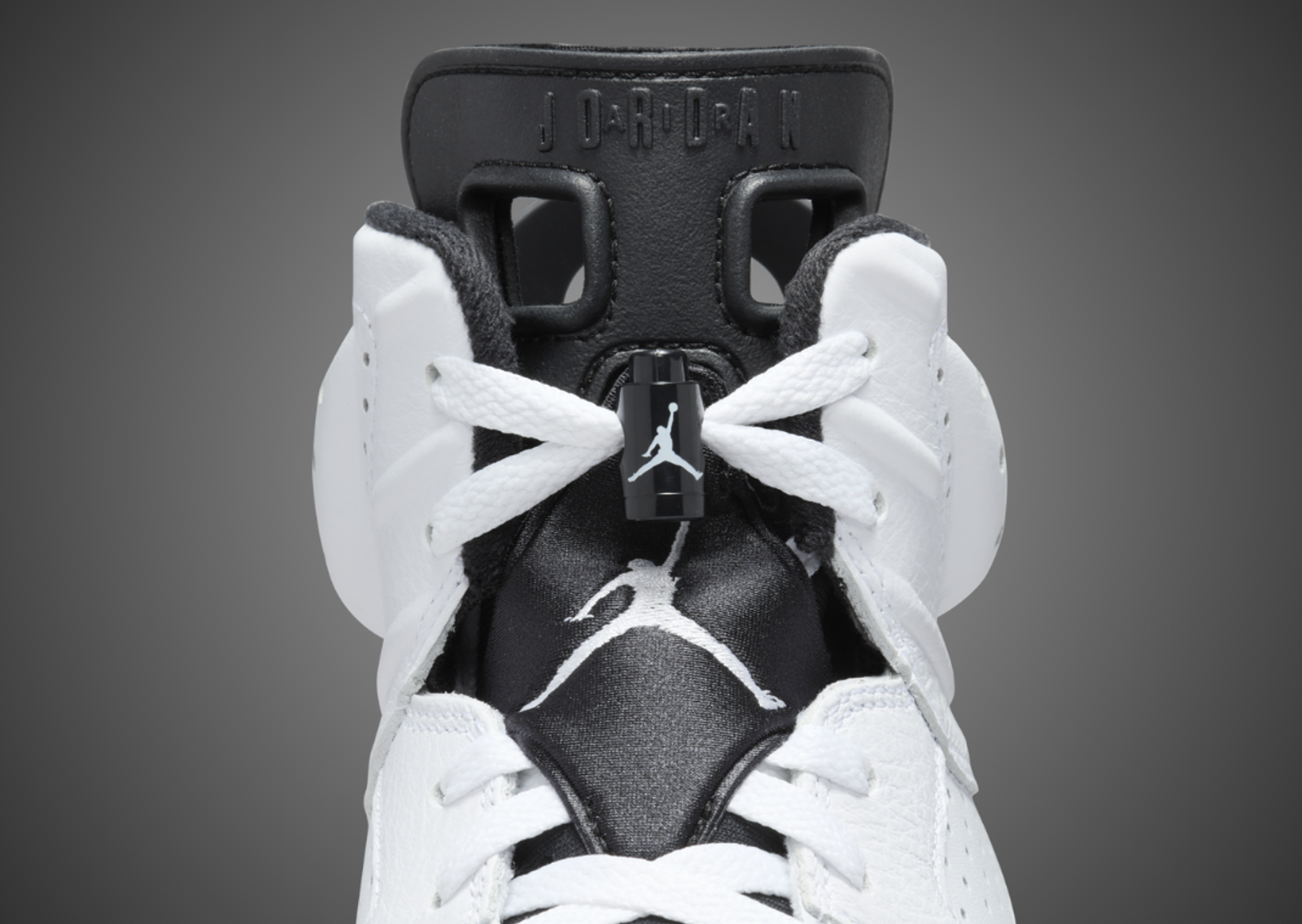 Air Jordan 6 Retro Reverse Oreo Tongue Detail