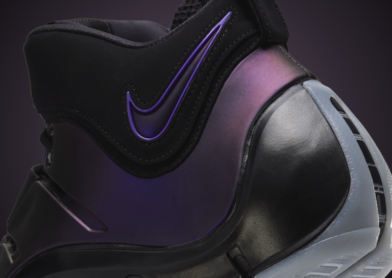 Nike Zoom LeBron 4 Eggplant Heel Detail