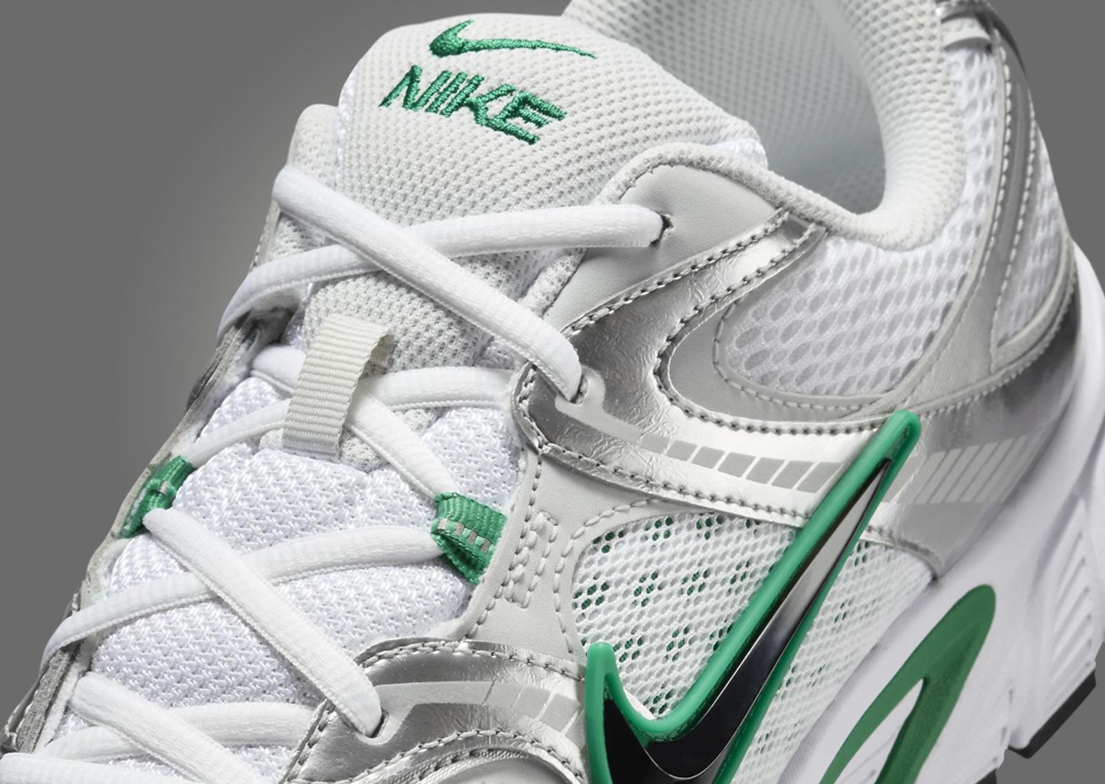 Nike V5 RNR White Malachite Detail