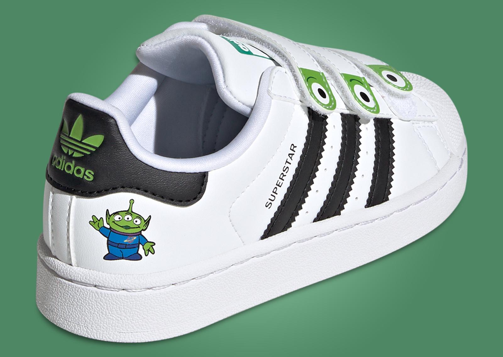 Toy Story x adidas Superstar Alien (PS) Heel Angle