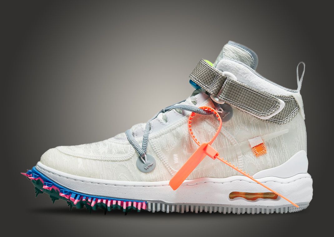 Official Look Off-White x Nike Air Force 1 Mid White
