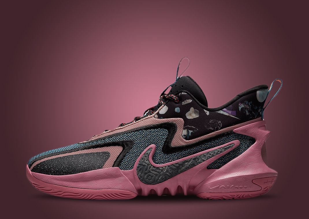 Nike Cosmic Unity 2 sneakers in the \