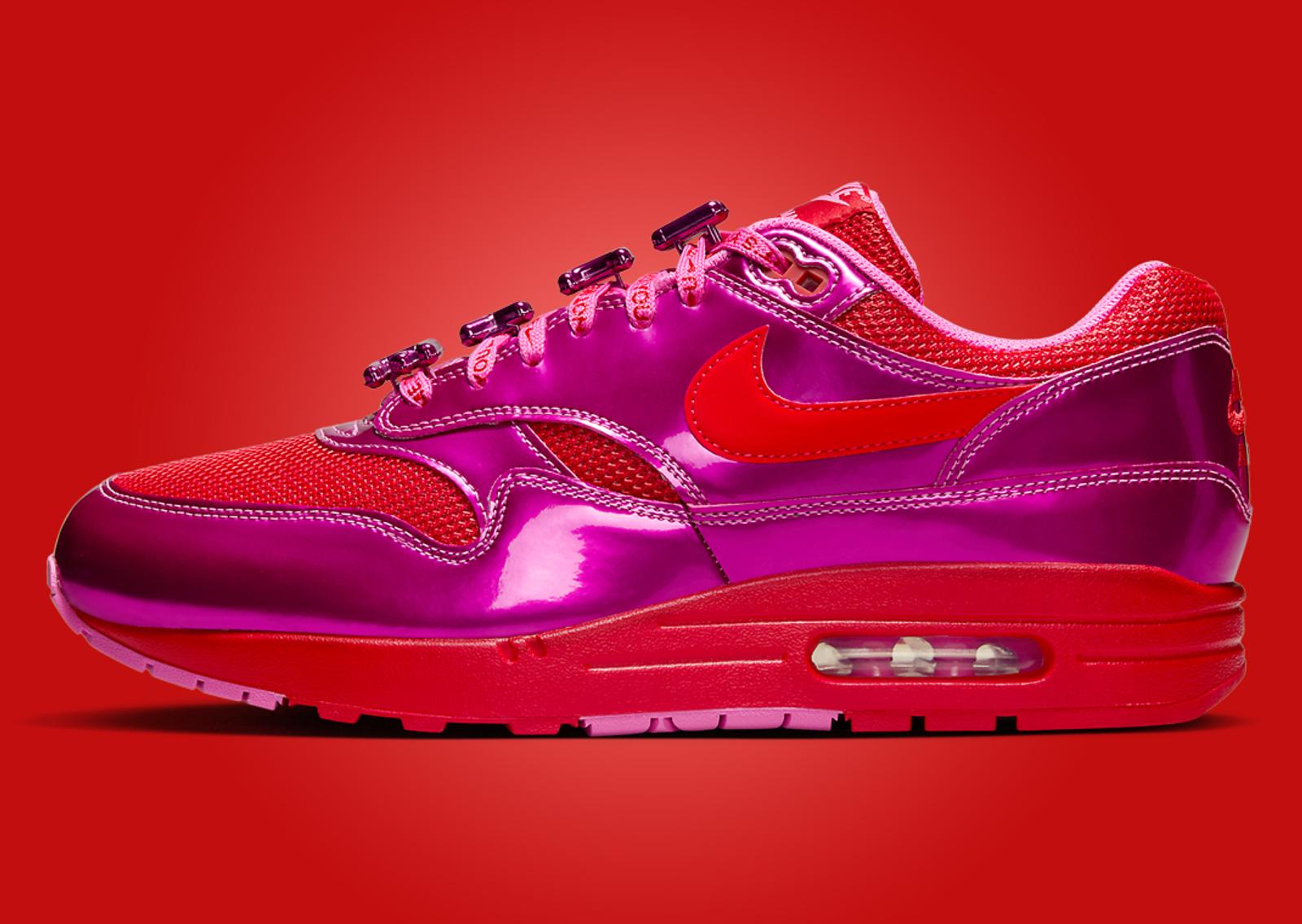 Nike Air Max 1 Valentine’s Day Playful Pink (2025) Lateral