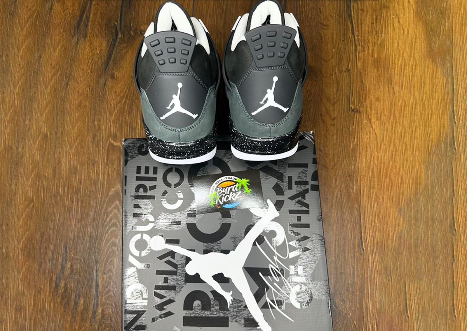 Air Jordan 4 Retro Fear Back