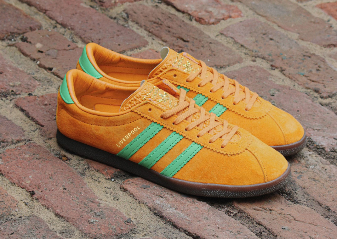 adidas originals×size? Liverpool adidas Originals Liverpool 'Anniversary City Series' – size