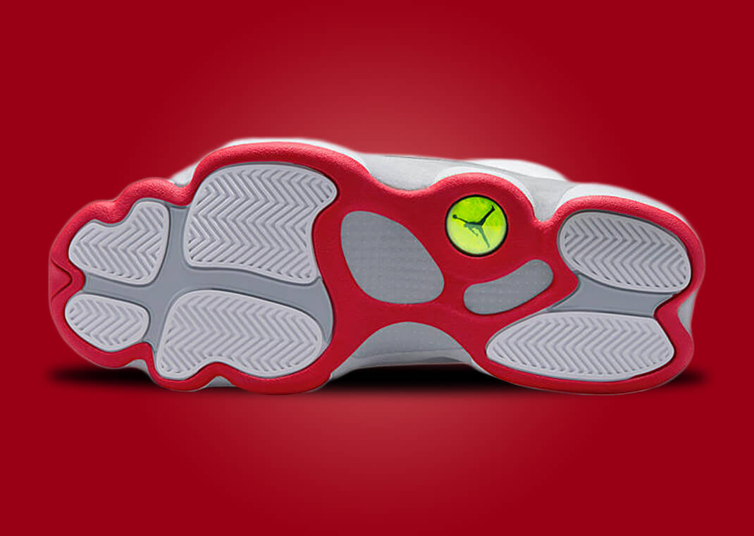 Jordan 13 outlet red bottom