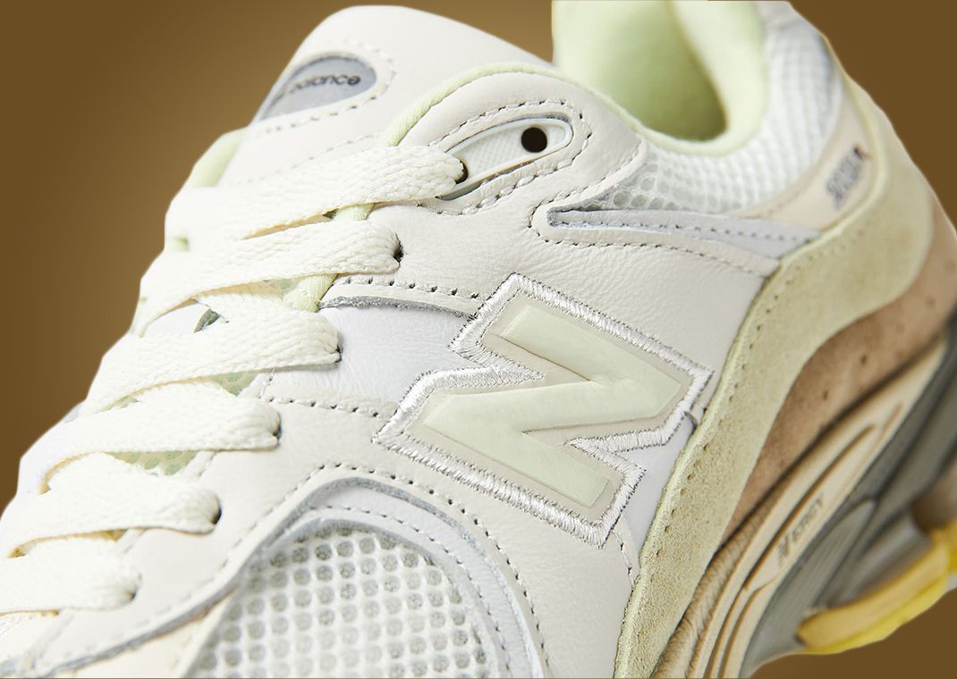 AURALEE Gets A Two Pack Of New Balance 2002R Colorways