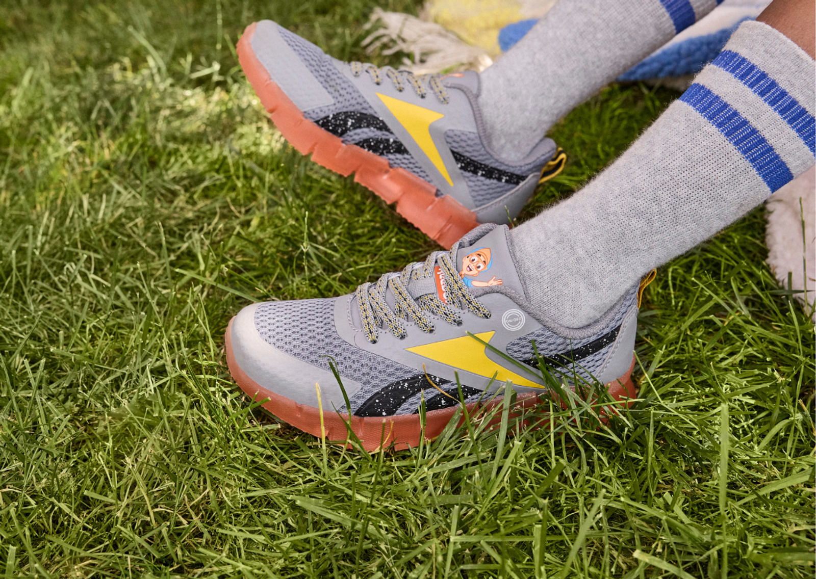 Blippi x Reebok Zig N’ Glow (PS) On Foot