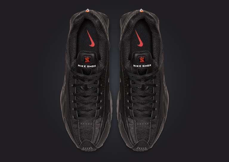 Nike Shox R4 Triple Black (W) Top