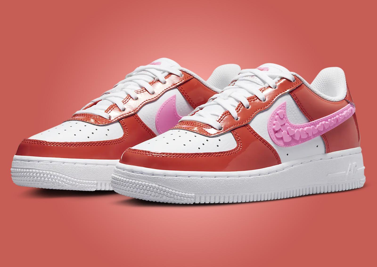 Nike Air Force 1 Low Valentine’s Day (GS) Angle