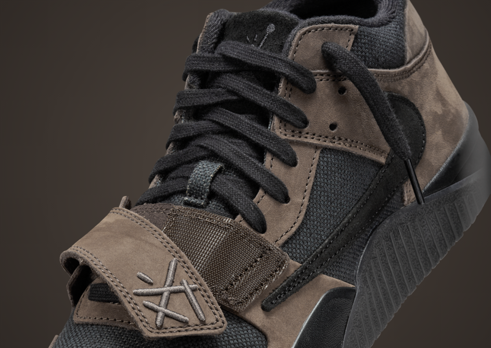 Travis Scott x Jordan Jumpman Jack Dark Mocha Black Detail