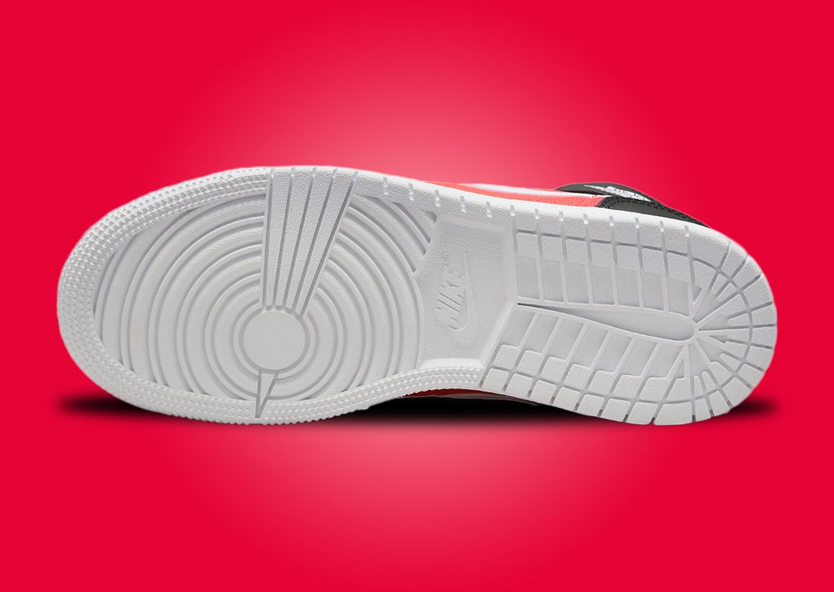 jordan 1 se black and white