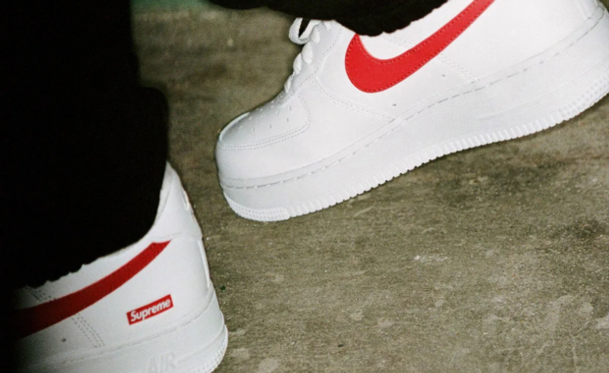 Supreme x Nike Air Force 1 Low China Exclusive