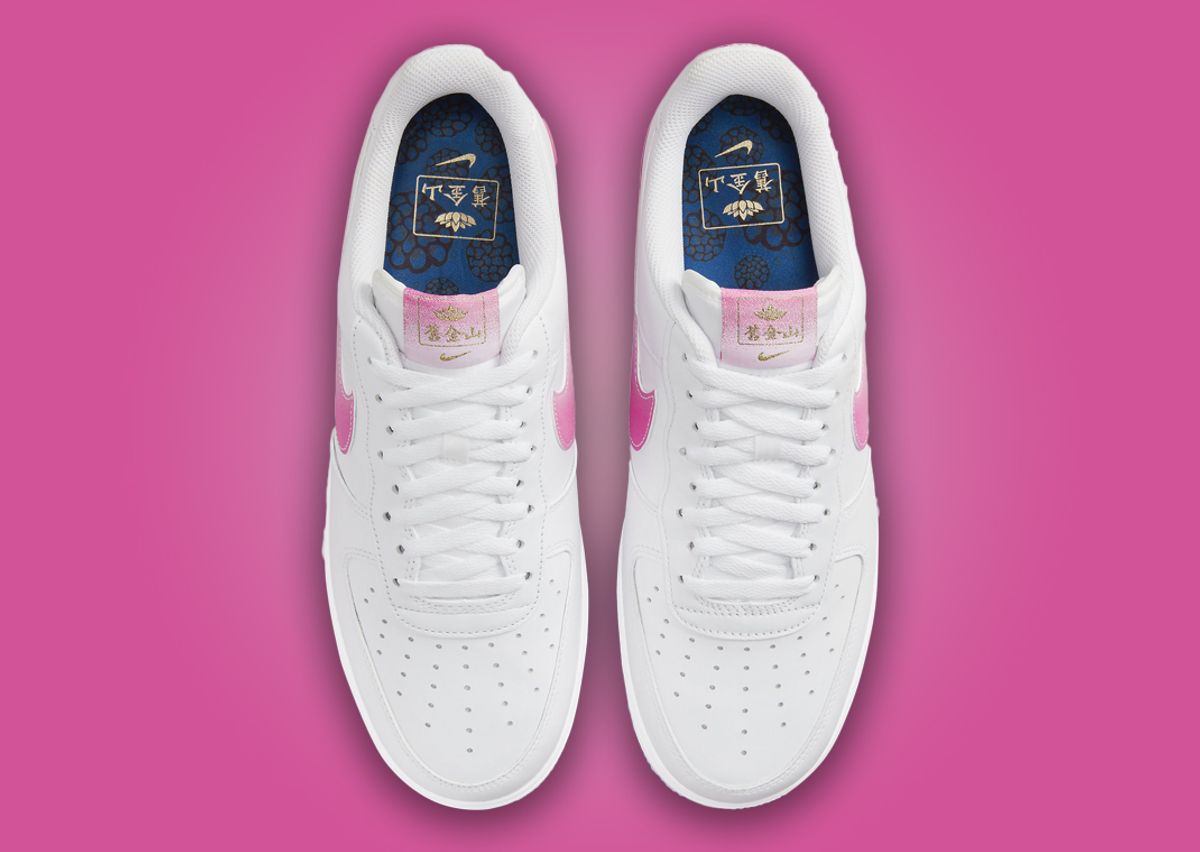 Nike Big Kids Air Force 1 Lv8 (Gs) (white / lotus pink-yellow gold-blue jay)